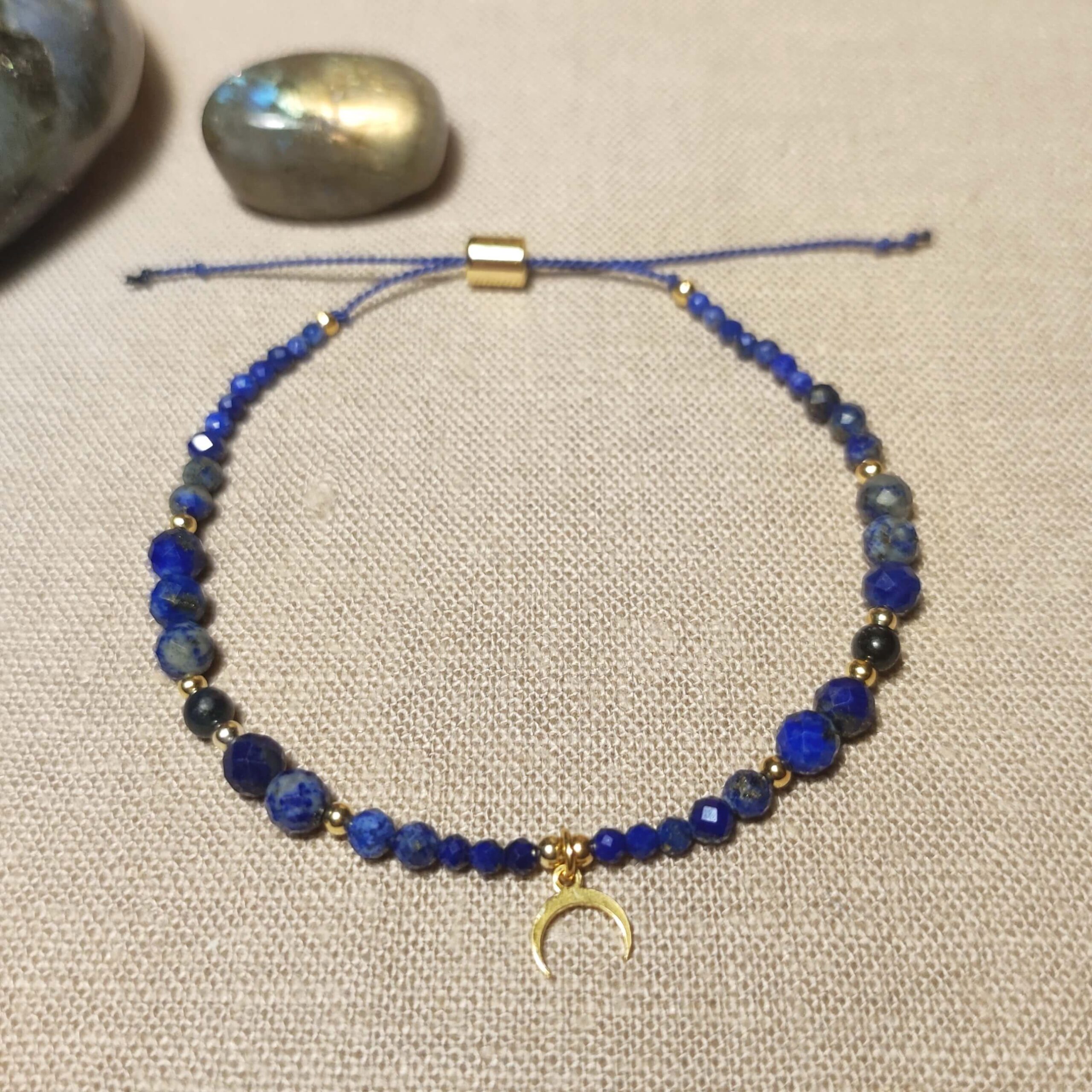 lapis lazuli róg obfitości bransoletka na nici jedwabnej
